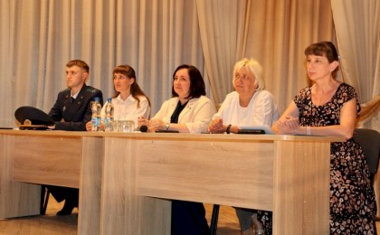 Дискуссионная площадка «80 победных лет Беларуси: путь к миру и независимости» проходит на базе ГУО «Детская школа искусств г. Кобрина«