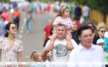 Увеличение пособий и усиление поддержки семей с детьми.  Лукашенко подписал закон