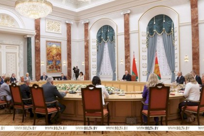 Лукашенко поручил организовать масштабную ревизию законодательства