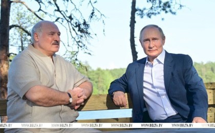 Планы в промышленности, неожиданная инспекция в полях и переговоры на Валааме. Итоги недели Президента