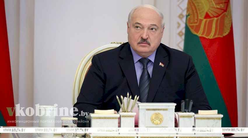 Громкие назначения, резонансное интервью, совещание Лукашенко с генералами и виртуальный саммит. Итоги недели Президента