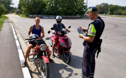 20 августа сотрудники ГАИ провели акцию по предупреждению ДТП  с участием двухколесного транспорта