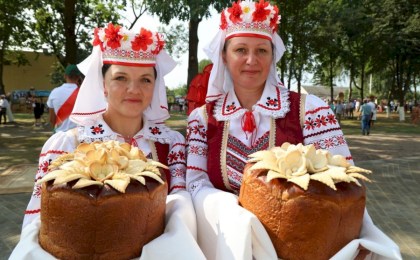 Сегодня агрогородок Батчи принимал районные «Дожинки-2024»