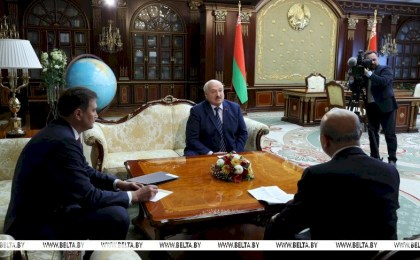 Разговор по душам со студентами, образцовый посол и новый символ суверенной Беларуси. Итоги недели Президента