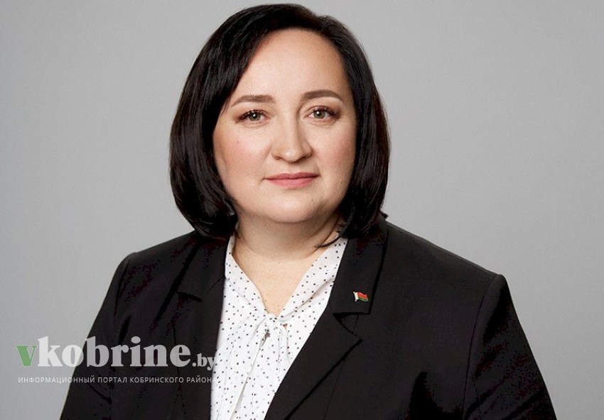 Поздравление депутата Полины Василюк с Днем учителя