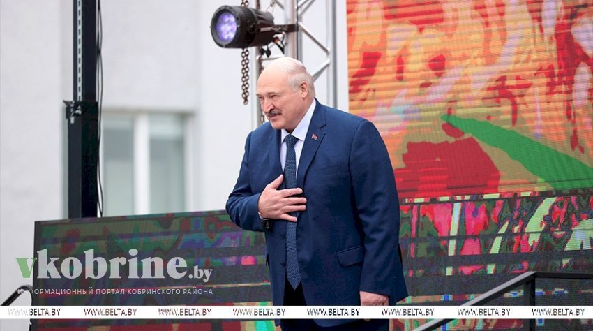 Возрождение Полесья 2.0, марафон международок, поклон крестьянам и прогнозы на 2025-й. Главное из недели Президента