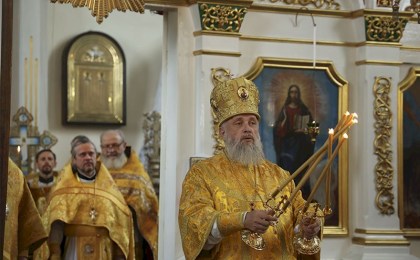 Архиепископ Иоанн провел службу по случаю престольного праздника в старейшей церкви Кобринщины
