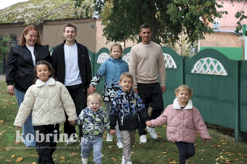 Счастье, умноженное на шесть. Орденом Матери награждена кобринчанка Оксана Злотник