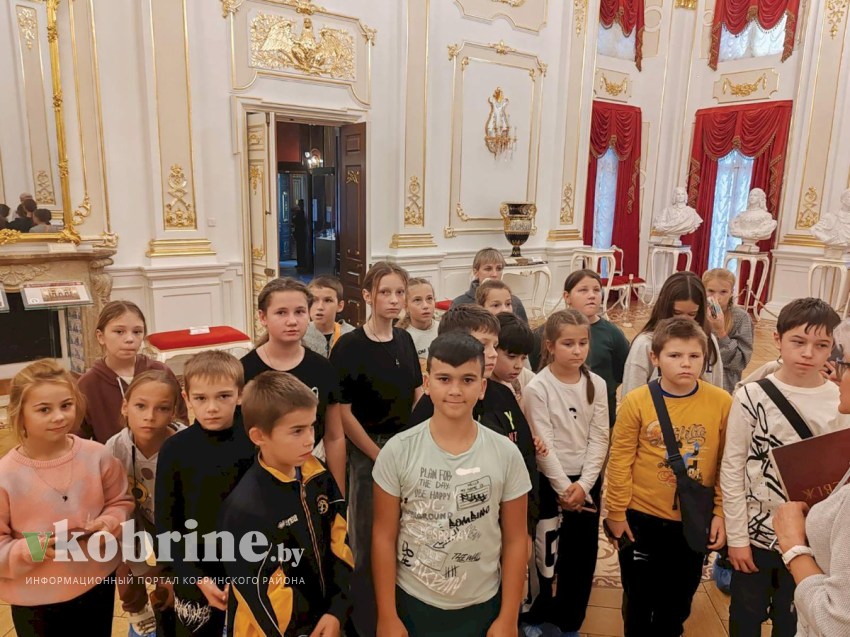 Ученики Батчинской средней школы посетили Мирский и Несвижский замки