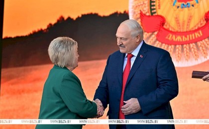 Семейный капитал, минская хартия, союзное комбо, задачи в АПК и наведение мостов. Главные итоги недели Президента