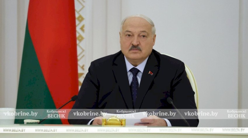 Будущее белорусской науки и работа НАН стали темой встречи у Лукашенко