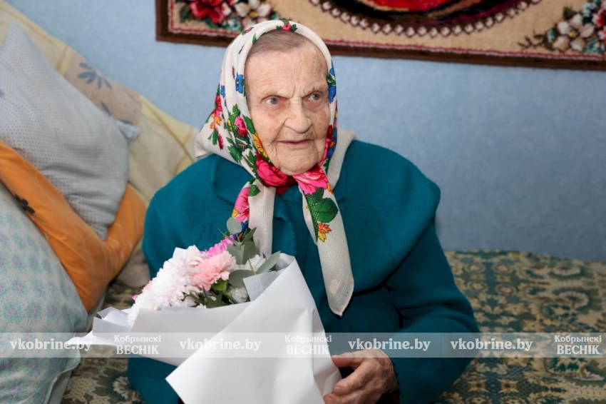 100 лет отметила жительница деревни Новоселки Анастасия Марчук