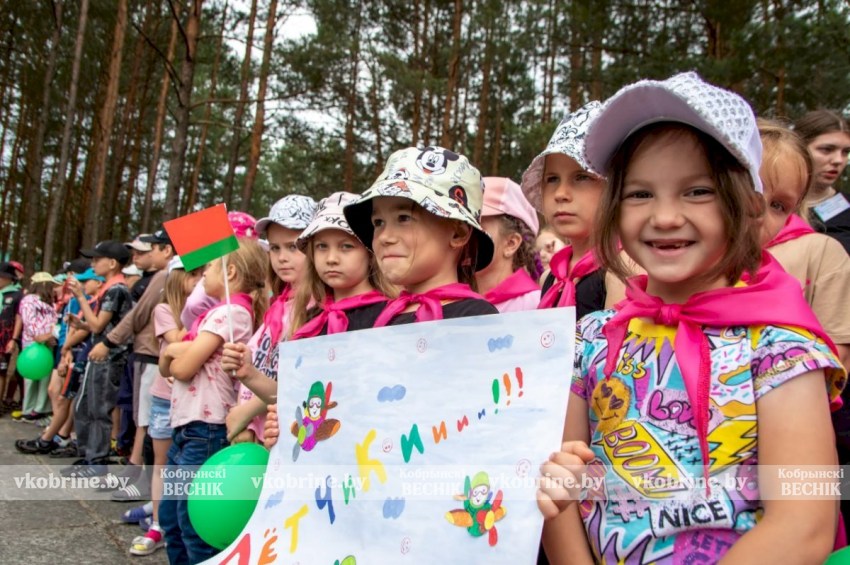  Узнали, сколько будет стоить путевка в детский лагерь