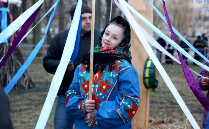 Масленичные гуляния прошли в Кобрине. ФОТОРЕПОРТАЖ