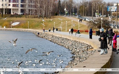 Как мы будем работать в апреле: длинные выходные и переносы