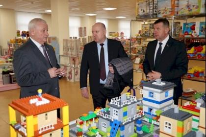 Губернатор Брестской области посетил одно из предприятий Кобрина