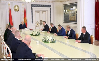 Президент Беларуси Александр Лукашенко рассмотрел кадровые вопросы