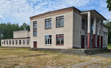 В Бельске продается здание Дома культуры всего за 1 базовую 