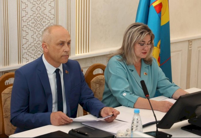 Порядок начинается с ответственности - в райисполкоме прошло заседание сессии Кобринского районного Совета депутатов