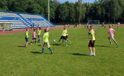 Фестиваль «Папа, мама, я – футбольная семья» прошел на кобринском стадионе «Юность»