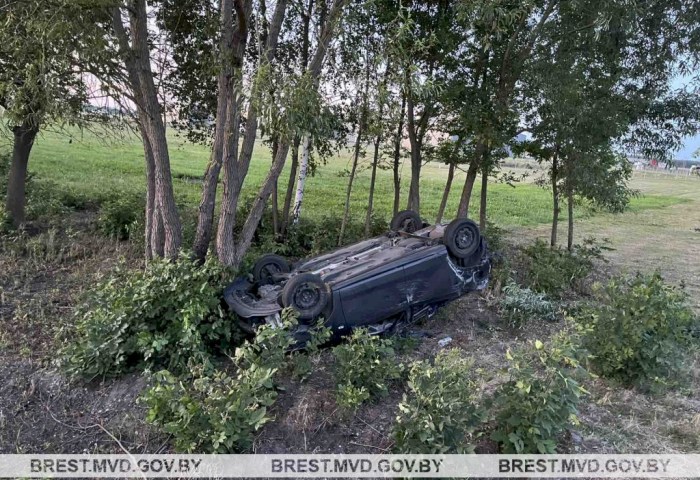 В Кобринском районе травмированы водитель и пассажир