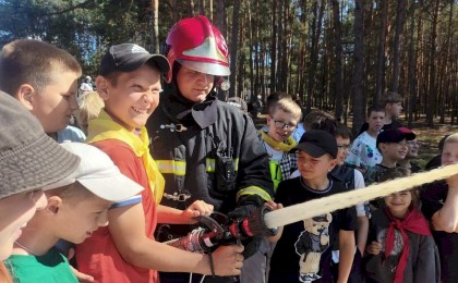 Спасатели приехали в детский лагерь «Волна» - на Кобринщине продолжается акция «Безопасные каникулы»