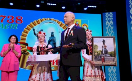 С днем рождения, любимый Кобрин! Торжественное мероприятие прошло во Дворце культуры