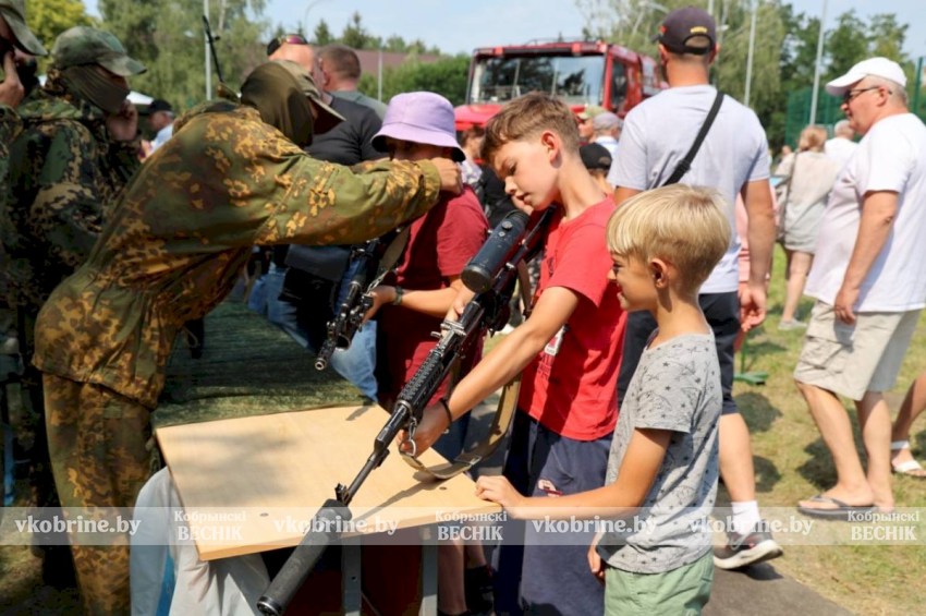 Спортивный праздник, посвящённый Дню Военно-воздушных сил Республики Беларусь, прошел с размахом в Кобрине