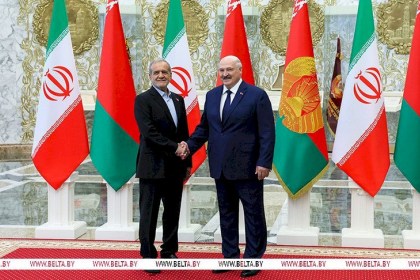 Во Дворце Независимости началась встреча Александра Лукашенко и Масуда Пезешкиана