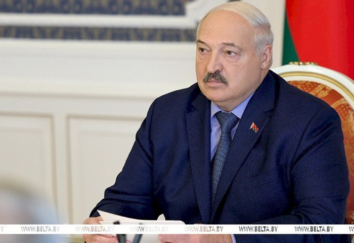 Реформы в туризме, поиски «жемчуга» с Ираном, производство ракет и новые интервью. Итоги недели Президента