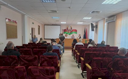 В Кобрине прошло заседание комиссии для граждан, состоящих на учете за домашнее насилие