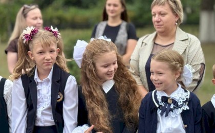 «Сегодня мы все испытываем особое волнение!» - Зоя Петросюк поздравила с Днем знаний учащихся Верхолесской средней школы