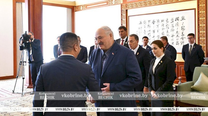 Подробности переговоров и закрытых встреч Лукашенко с бизнес-кругами Китая