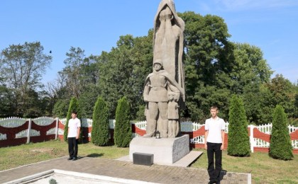Сожжённое сердце деревни Каменка: на Кобринщине продолжают чтить память жертв фашизма