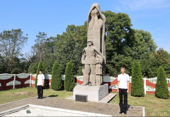 Сожжённое сердце деревни Каменка: на Кобринщине продолжают чтить память жертв фашизма
