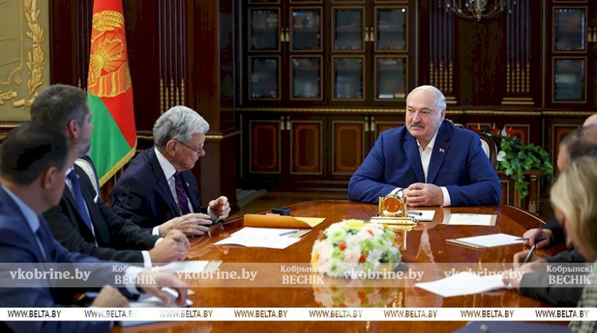Лукашенко провел встречу с представителем Президента США Джоном Коулом