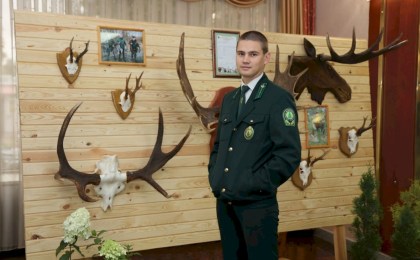 Стражи лесных богатств - лучших работников лесного хозяйства Брестской области приветствовала 16 сентября кобринская земля