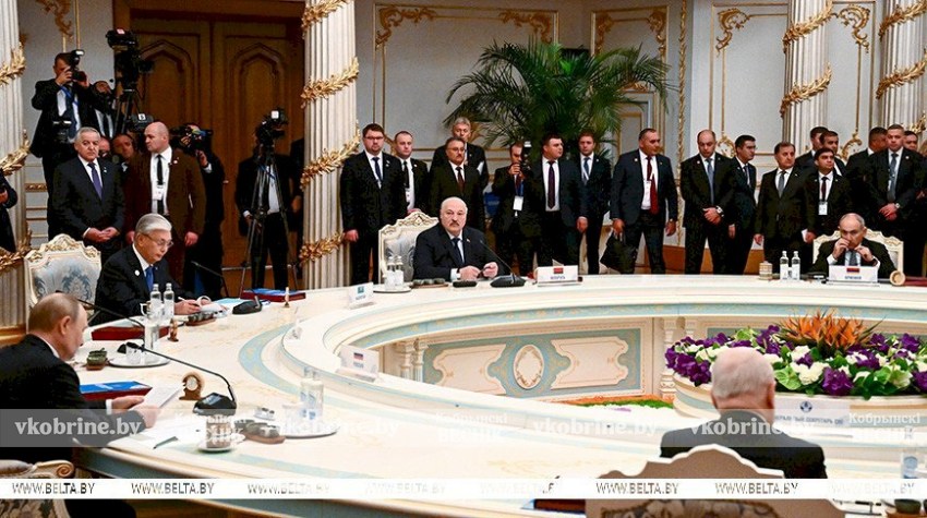 Проекты с Оманом, серия докладов и саммит в Душанбе. Итоги недели Президента