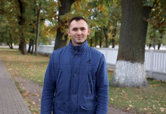 «Внимание, забота и ответственность» - кобринчанин Дмитрий Свиридюк о роли папы в воспитании детей