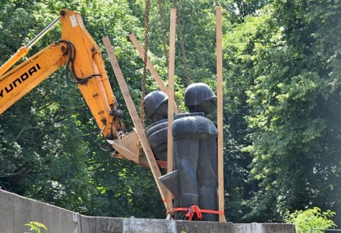 Как Европа допустила рост популярности нацизма и почему нам об этом можно не волноваться