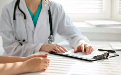 Кто теперь может подписать направление на госпитализацию — в поликлиниках Беларуси новые правила