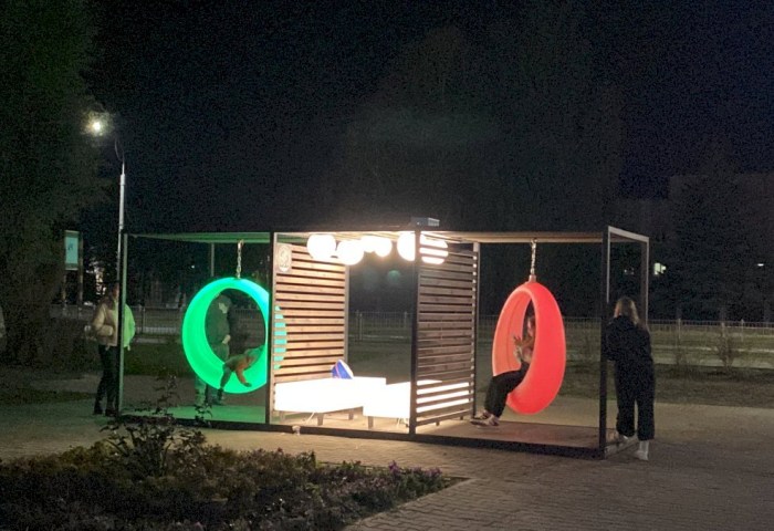 Точка притяжения в Кобрине притянула вандалов - сломали через 2 недели