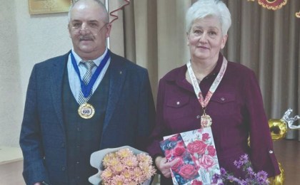 Сразу два юбилея отметили в Городецкой средней школе - Леонид Лысюк и Галина Войтович принимали поздравления