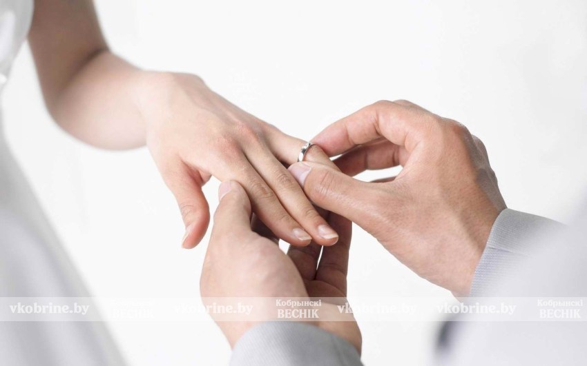 Три пары сказали «да», а одна пара приняла решение расстаться - статистика Кобринского ЗАГСа за прошлую неделю