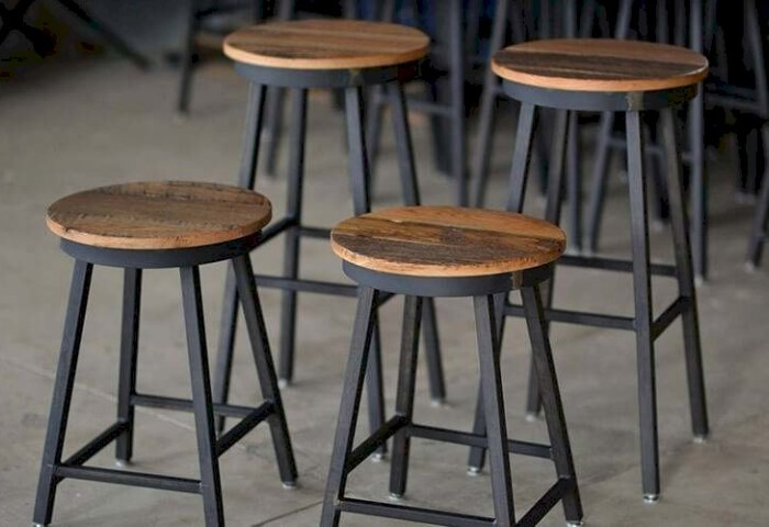 Серьезные травмы и ушибы - из торговой сети Барановичей изымаются опасные стулья