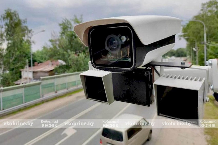 В Беларуси камеры начнут выявлять непристегнутых водителей и пассажиров