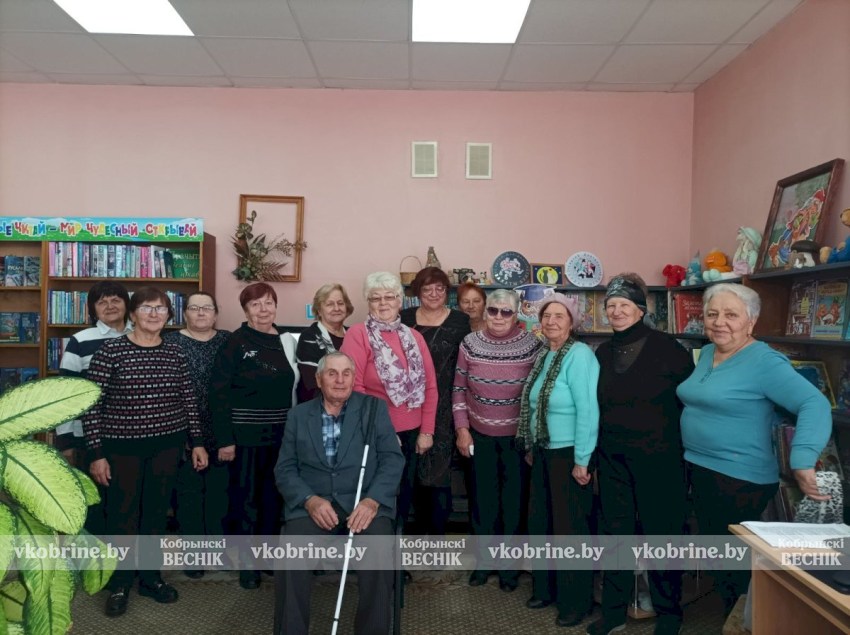 «Наша сила – в способности поддерживать друг друга»: Кобринщина активно участвует в месячнике «Человек с белой тростью»
