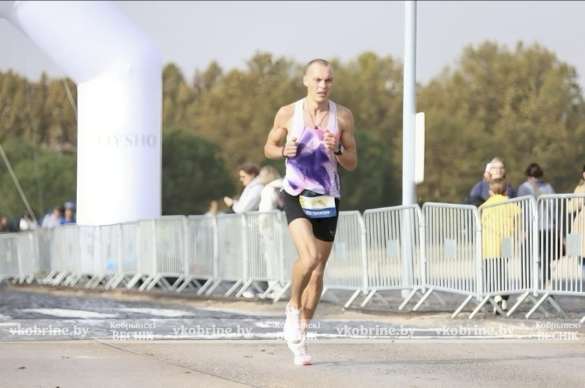 42,2 километра за 160 минут: достижение кобринчанина Антона Савченко на марафоне в Португалии