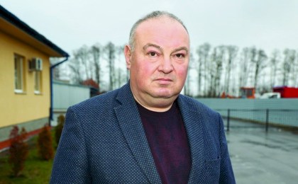 Герои нашего времени - директор ОАО «Радонежское» Владислав Балабушко награжден медалью «За трудовые заслуги»