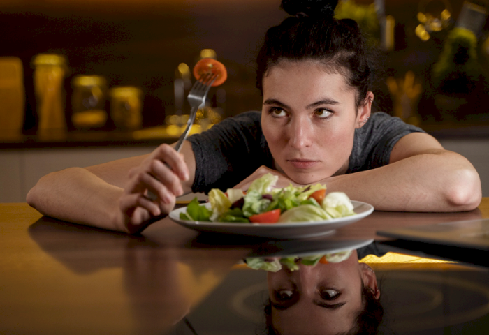 Отсутствие аппетита по утрам: эндокринолог объяснила, почему иногда нет желания завтракать